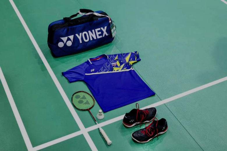 Tennis Racket, Clothing, Shoes and shuttlecocks by ramcosports.com