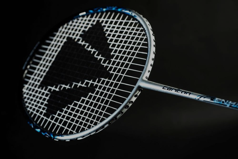 carlton badminton racket